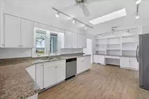 1568 Oak Island Dr, Charleston, SC 29412 - Photo 10