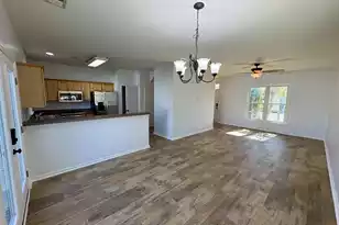 218 Trillium Ave, Summerville, SC 29483 - Photo 6