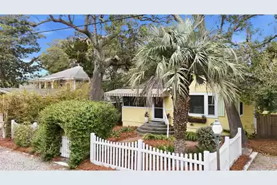 420 Erie Avenue E, Folly Beach, SC 29439 - Photo 2