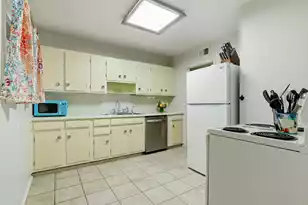 368 Lynwood Dr, Charleston, SC 29414 - Photo 12