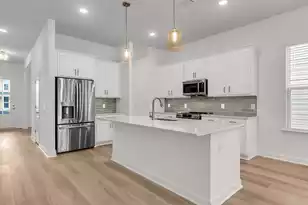 777 Blueway Ave, Summerville, SC 29486 - Photo 8