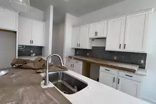 777 Blueway Ave, Summerville, SC 29486 - Photo 8