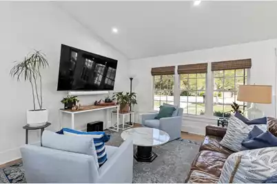 1089 Harbor View Road, Charleston, SC 29412 - Photo 10