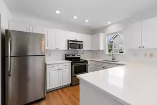 3076 Queensgate Way, Mount Pleasant, SC 29466 - Photo 8