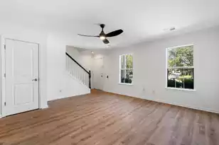 3076 Queensgate Way, Mount Pleasant, SC 29466 - Photo 6