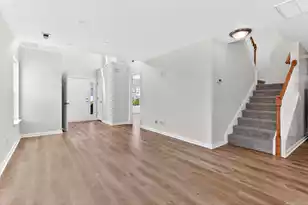 2400 Paladin Ln, North Charleston, SC 29406 - Photo 4