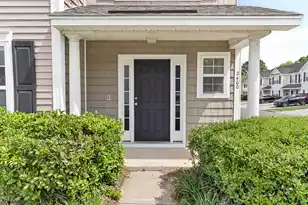 2400 Paladin Ln, North Charleston, SC 29406 - Photo 2