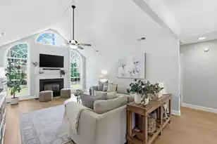 306 Hook Ln, Mount Pleasant, SC 29464 - Photo 4