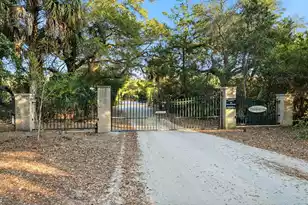 831 Hammocks Way, Edisto Island, SC 29438 - Photo 2