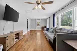 111 Harvey Ave, Goose Creek, SC 29445 - Photo 4