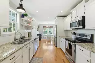 812 Harbor Pl Dr, Charleston, SC 29412 - Photo 10