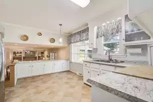 677 Pawley Rd, Mount Pleasant, SC 29464 - Photo 16