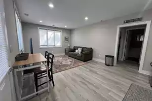 747 Harbor View Rd, Charleston, SC 29412 - Photo 2