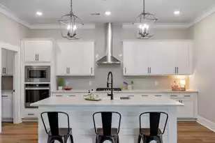 619 Blueway Ave, Summerville, SC 29486 - Photo 1