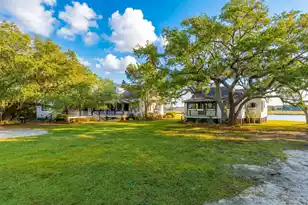 44 Hook Dr, Pawleys Island, SC 29585 - Photo 4