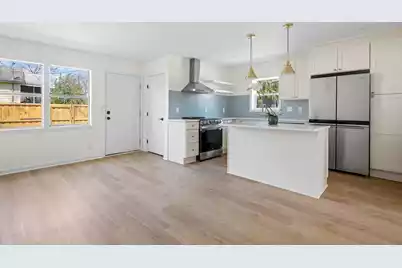 30 Isabella Street, Charleston, SC 29403 - Photo 2