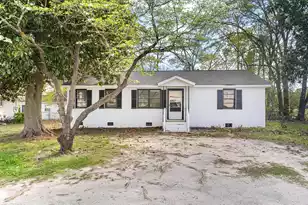 1069 Chestnut St, Orangeburg, SC 29115 - Photo 2