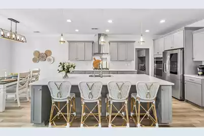 407 Rowley Lane, Summerville, SC 29486 - Photo 4