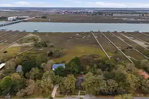 214 Huron Ave E, Folly Beach, SC 29439 - Photo 42