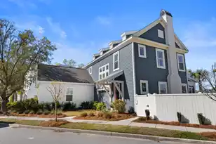 1074 Cinder St, Mount Pleasant, SC 29464 - Photo 2