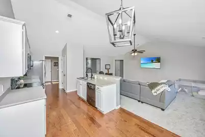 105 Avonshire Drive, Summerville, SC 29420 - Photo 6