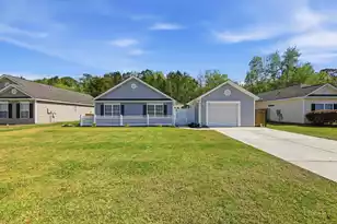 611 Savannah River Dr, Summerville, SC 29485 - Photo 2