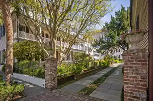 54 King St, Charleston, SC 29401 - Photo 4