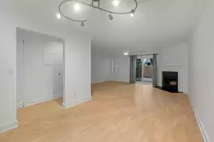 321 Lapwing Ln, Mount Pleasant, SC 29464 - Photo 8