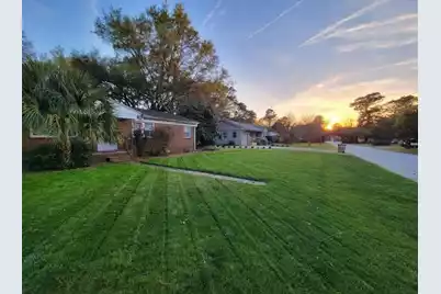 1749 Lady Ashley Street, Charleston, SC 29412 - Photo 18