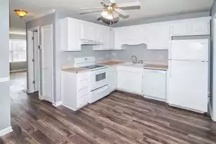 1920 Tropicana Rd, North Charleston, SC 29406 - Photo 2