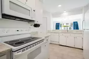 1133 Shadow Lake Cir, Mount Pleasant, SC 29464 - Photo 8