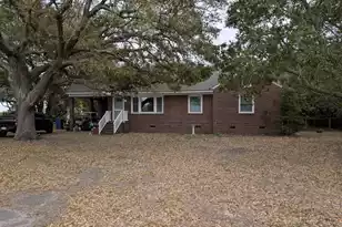 3121 Middle St, Sullivans Island, SC 29482 - Photo 1