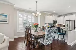 1630 Prince Edward St, Mount Pleasant, SC 29466 - Photo 10