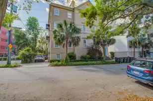 65 Vanderhorst St #B, Charleston, SC 29403 - Photo 4