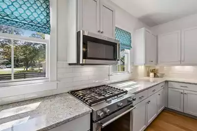 22 Pearl Avenue, Mount Pleasant, SC 29464 - Photo 24