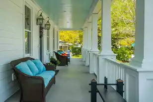 22 Pearl Ave, Mount Pleasant, SC 29464 - Photo 8