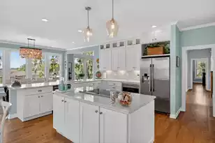 318 Oak Point Landing Dr, Mount Pleasant, SC 29464 - Photo 4