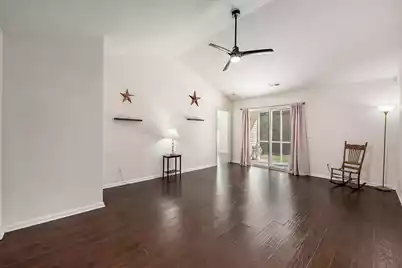 5027 Thornton Drive, Summerville, SC 29485 - Photo 2