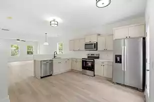 4938 Ballantine Dr, Summerville, SC 29485 - Photo 10