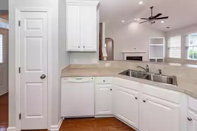 136 Gathering Island Road, Summerville, SC 29485 - Photo 10