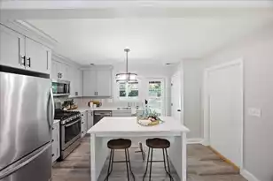 1114 Yeamans Hall Rd, Hanahan, SC 29410 - Photo 6