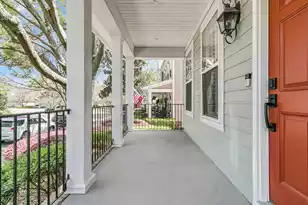 1135 Thrower St, Charleston, SC 29492 - Photo 4