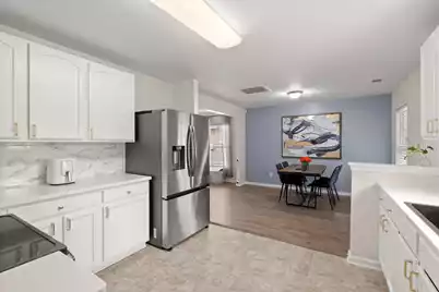 212 Avonshire Drive, Summerville, SC 29483 - Photo 14