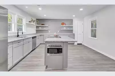 200 Roosevelt Drive, Saint Stephen, SC 29479 - Photo 16