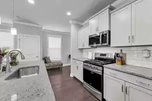 1640 Mermentau St, Mount Pleasant, SC 29466 - Photo 10