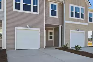 402 Tiliwa St, Summerville, SC 29486 - Photo 4