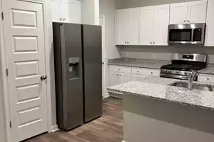 402 Tiliwa St, Summerville, SC 29486 - Photo 8