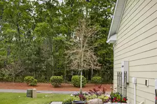 153 Village Ponds Dr, Summerville, SC 29483 - Photo 48