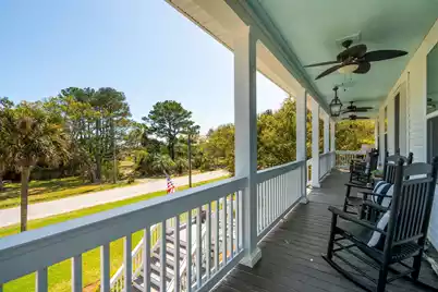 1541 Periwinkle Drive, Mount Pleasant, SC 29466 - Photo 6