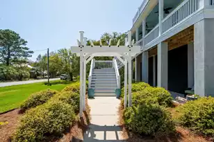 1541 Periwinkle Dr, Mount Pleasant, SC 29466 - Photo 4